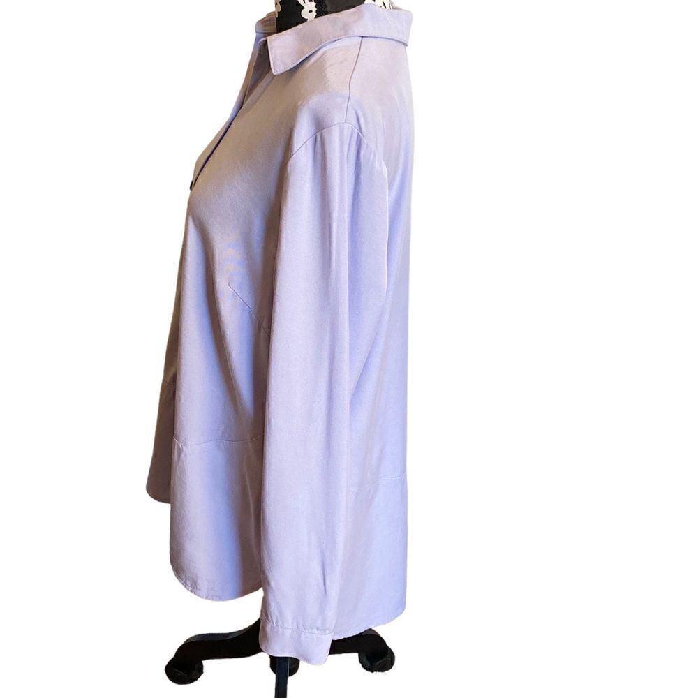 J. Jill Lavender Button Front Tunic Size Medium - Picture 4 of 6